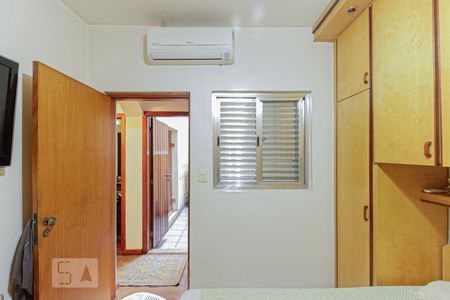 Quarto 2 de apartamento para alugar com 2 quartos, 58m² em Santo Amaro, São Paulo