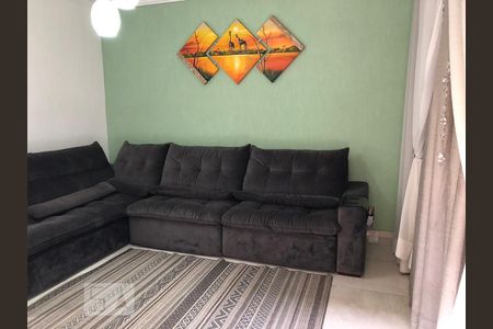 Sala de casa para alugar com 2 quartos, 182m² em Vila Carmosina, São Paulo