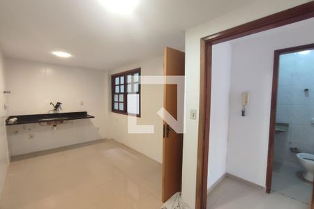 1º Pav - Cozinha de casa de condomínio para alugar com 2 quartos, 85m² em Curicica, Rio de Janeiro