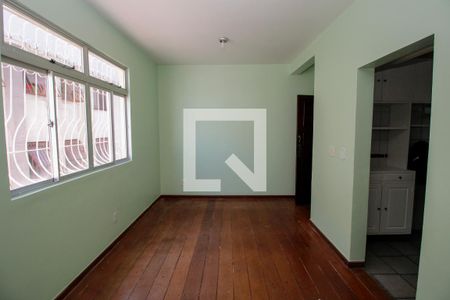 Apartamento para alugar com 3 quartos, 70m² em Sagrada Família, Belo Horizonte