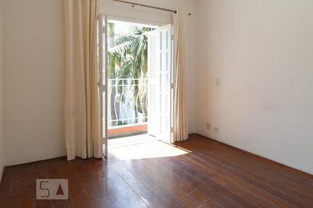 Suíte de casa de condomínio para alugar com 3 quartos, 108m² em Jardim Leonor Mendes de Barros, São Paulo