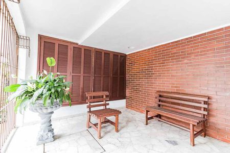 Hall de Entrada de apartamento à venda com 1 quarto, 45m² em Azenha, Porto Alegre
