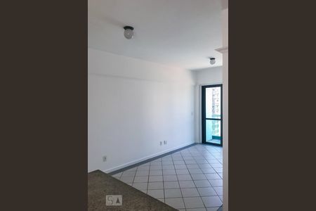 Sala de apartamento para alugar com 1 quarto, 45m² em Cambuí, Campinas