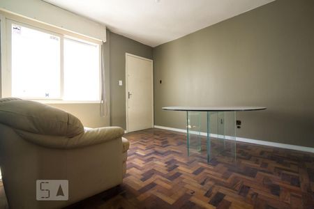 Sala de apartamento para alugar com 1 quarto, 75m² em Vila Ipiranga, Porto Alegre