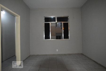 Sala de apartamento para alugar com 2 quartos, 61m² em Vila da Penha, Rio de Janeiro