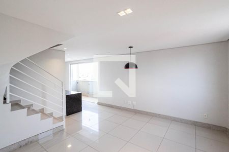 Sala  de apartamento à venda com 2 quartos, 168m² em Floresta, Belo Horizonte
