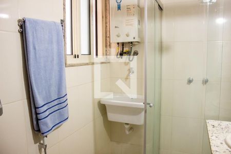 Banheiro de casa de condomínio para alugar com 1 quarto, 32m² em Flamengo, Rio de Janeiro